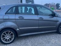 Usata Mercedes B180 2009 Grigio Monovolume
