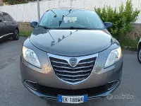 Usata Lancia Ypsilon Gold 69 CV (50 kW) 2011 Grigio Utilitaria