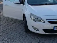 Usata Opel Astra GTC Cosmo 110 CV (80 kW) 2012 Berlina