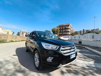 Usata Ford Kuga Titanium 120 CV (88 kW) 2018 Nero SUV