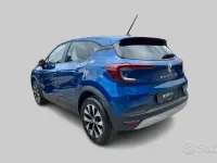 Usata Renault Captur Equilibre 101 CV (74 kW) 2024 Blu SUV