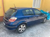 Usata Opel Astra 90 CV (66 kW) 2007 Bluazzurro Berlina