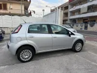 Usata Fiat Punto Evo 70 CV (51 kW) 2011 Grigio Utilitaria