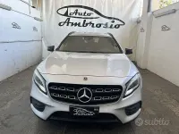 Usata Mercedes GLA200 Premium 136 CV (100 kW) 2019 Grigio SUV