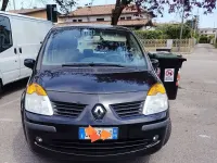 Usata Renault Modus 75 CV (55 kW) 2006 Monovolume