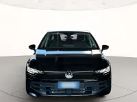 Usata VW Golf VIII Life 116 CV (85 kW) 2025 Grenadill black metallizzato Berlina