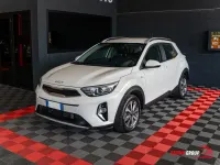 Usata Kia Stonic Style 120 CV (88 kW) 2022 Bianco SUV