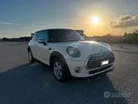 Usata Mini Cooper 95 CV (69 kW) 2016 Bianco Utilitaria