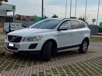 usata Volvo XC60 XC602.4 d4 (d3) Momentum awd 163cv geartronic