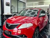 Usata Lancia Ypsilon Gold 69 CV (50 kW) 2018 Rosso Utilitaria