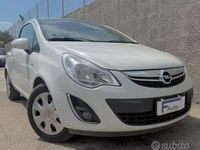 Usata Opel Corsa 75 CV (55 kW) 2011 Bianco Utilitaria