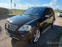 Usata Mercedes ML350 Premium 239 CV (175 kW) 2009 Nero SUV