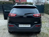 Używany Jeep Cherokee 140 KM (102 kW) 2017 Czarny SUV