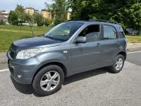 Usata Daihatsu Terios 105 CV (77 kW) 2011 Bluazzurro SUV
