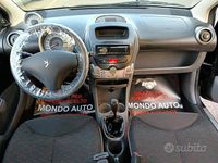 Usata Peugeot 107 68 CV (50 kW) 2011 Nero Utilitaria