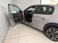 Usata Peugeot 208 GT 101 CV (74 kW) 2024 Grigio Utilitaria