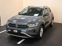 Usata VW T-Roc Life 110 CV (80 kW) 2023 Grigio SUV