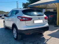 Usata Nissan Qashqai Acenta 110 CV (80 kW) 2015 Bianco SUV