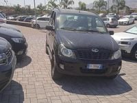 Usata Mahindra Quanto 120 CV (88 kW) 2016 Nero SUV