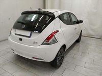 Usata Lancia Ypsilon Gold 69 CV (50 kW) 2024 Bianco Utilitaria