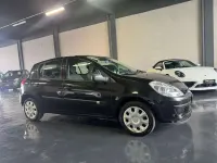 Usata Renault Clio II LE 75 CV (55 kW) 2007 Nero Berlina