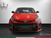 Usata Toyota Yaris 261 CV (191 kW) 2021 Rosso Utilitaria