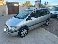 Usata Opel Zafira 100 CV (73 kW) 2004 Argento Monovolume