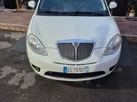Usata Lancia Ypsilon 75 CV (55 kW) 2011 Bianco Utilitaria