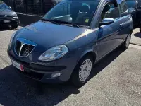Usata Lancia Ypsilon 80 CV (58 kW) 2004 Blu Utilitaria