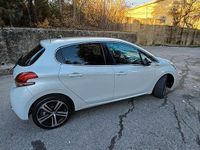 Usata Peugeot 208 GT-line 102 CV (75 kW) 2019 Bianco Utilitaria