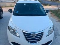 usata Lancia Ypsilon 1.2 16V Momo Design