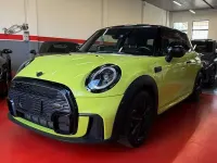 Usata Mini John Cooper Works 136 CV (100 kW) 2023 Lime yellow Utilitaria