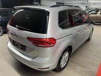 Usata VW Touran Comfortline 116 CV (85 kW) 2019 Grigio Monovolume