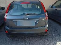 Second-hand Ford Fiesta 68 CP (50 kW) 2006 Gri Hatchback