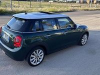 Usata Mini Cooper D 116 CV (85 kW) 2017 Verde Utilitaria