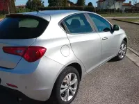 Usata Alfa Romeo Giulietta 170 CV (125 kW) 2012 Grigio Utilitaria