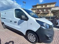Usata Opel Vivaro 116 CV (85 kW) 2014 Bianco pastello Monovolume