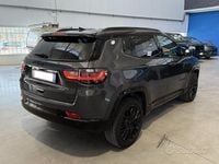 Usata Jeep Compass 240 CV (176 kW) 2023 Grigio metallizzato SUV