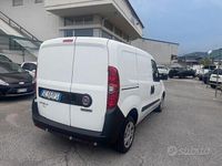 Usata Fiat Doblò S 105 CV (77 kW) 2021 Bianco Monovolume