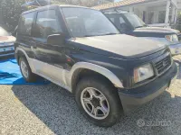 Usata Suzuki Vitara 96 CV (70 kW) 1998 Nero Station wagon