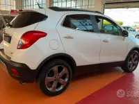 Usata Opel Mokka 131 CV (96 kW) 2013 Bianco SUV
