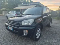 Usata Toyota RAV4 Sol 116 CV (85 kW) 2004 Nero SUV