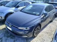 Usata VW Golf VIII Style 131 CV (96 kW) 2022 Dolphin grey metallizzato Berlina