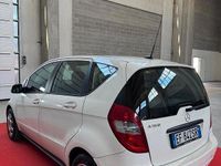 Usata Mercedes A160 Elegance 95 CV (69 kW) 2011 Bianco Berlina