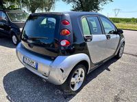 Usata Smart ForFour Pulse 95 CV (69 kW) 2004 Grigio Utilitaria