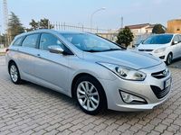 Usata Hyundai i40 Style 136 CV (100 kW) 2012 Grigio Station wagon