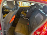 Usata Dacia Sandero Essentiel 91 CV (66 kW) 2022 Rosso Utilitaria