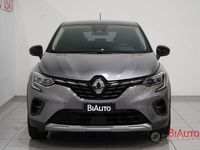 Usata Renault Captur Intens 145 CV (106 kW) 2021 Grigio SUV