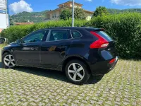 Usata Volvo V40 120 CV (88 kW) 2015 Nero Berlina