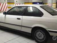 usata BMW 320 i coupé 1994 100.000km